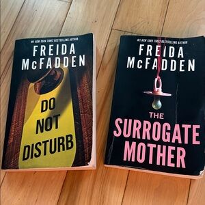 Freida McFadden Book Set